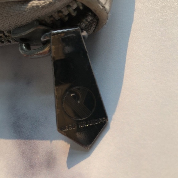 Reed Krakoff Silver Leather Zip Around Ribbon Large Wallet Flawed - Picture 6 of 14